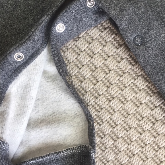 Joe Fresh Boys Romper 6-12 months - Picture 5 of 5